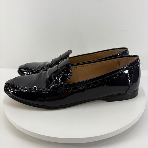 Banana Republic Patent Leather Scalloped Trim Loafers Black Women's Size 9M‎ - Picture 2 of 9